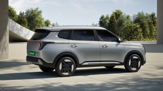 Kia Carens Clavis EV Rear Right Three Quarter